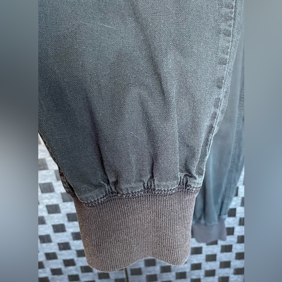 Woman’s Gap Joggers Size S - Picture 6 of 8